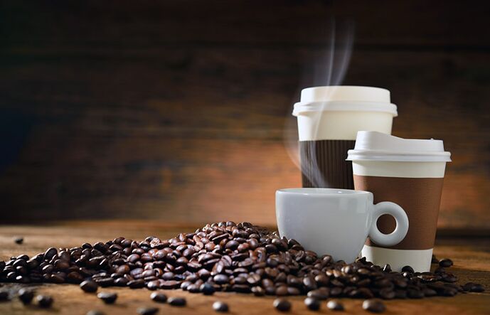 кофе тыйым салынған өнім ретінде потенциалды дәруменді қабылдау кезінде